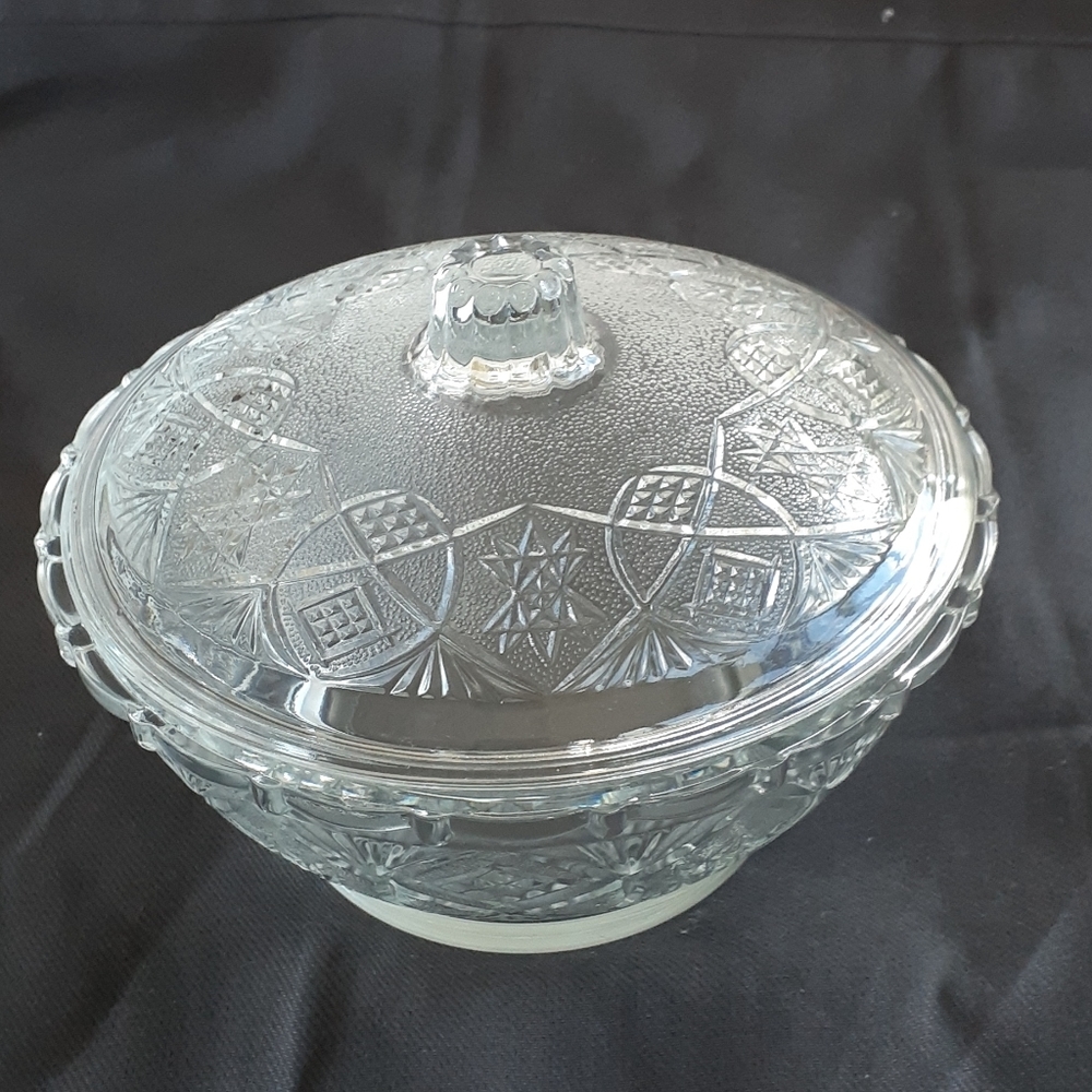 KIG Malaysia covered candy dish with lid.